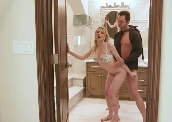 karina aespa sex Anh nhân viên quảng cáo và người tình ở nhà một mình đang thẩm du